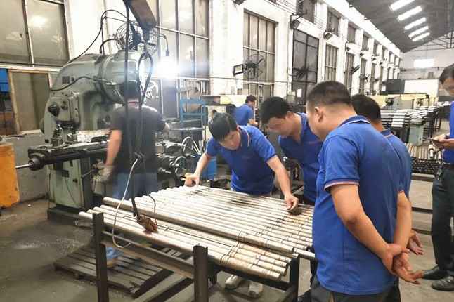 哈尔滨逸轩大型活动执行有限公司每周对各个工序进行质量监督检验的现场。